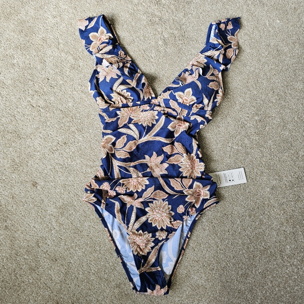 NWT Women's Floral Ruffled Lace Up One Piece Swimsuit Small - Picture 4 of 9